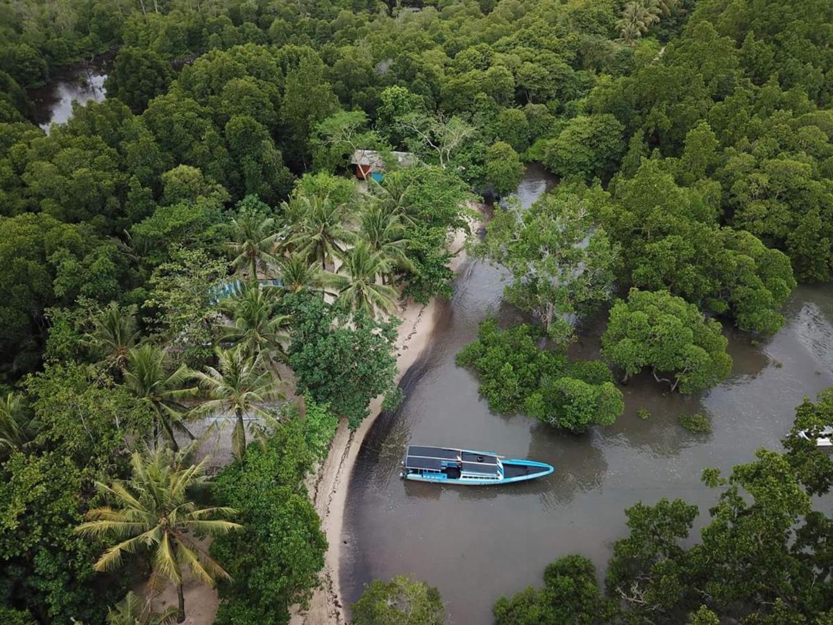 Nomad Divers Bangka Likupang エクステリア 写真
