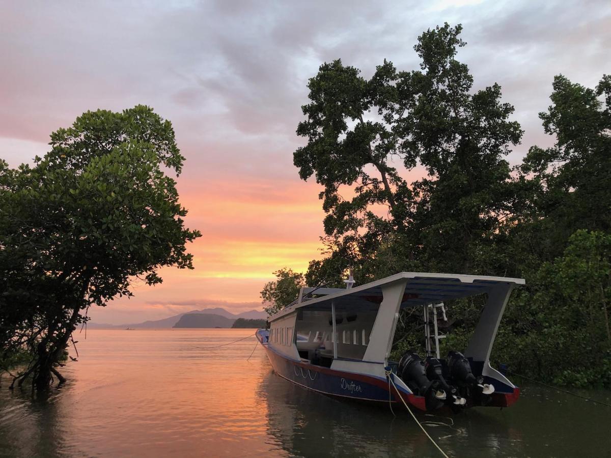 Nomad Divers Bangka Likupang エクステリア 写真